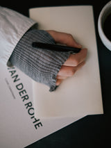 Seamless Basic Mano | Merinowolle Wrist warmer Grey Melange