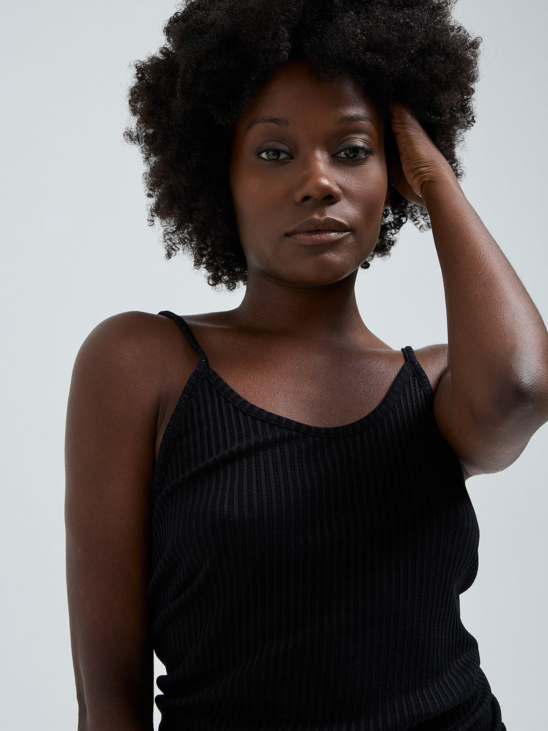 Seamless Basic Silky Sofia | Seide Strap Top Black