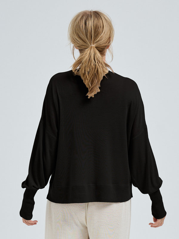 Seamless Basic Woolen Sporty Sweat | Merinowolle Blouse Black