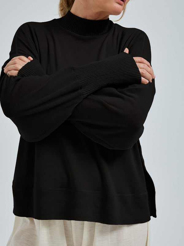 Seamless Basic Woolen Sporty Sweat | Merinowolle Blouse Black